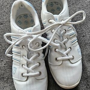 Womens Blue and White Brunswick Bowling Shoes. Size 9.